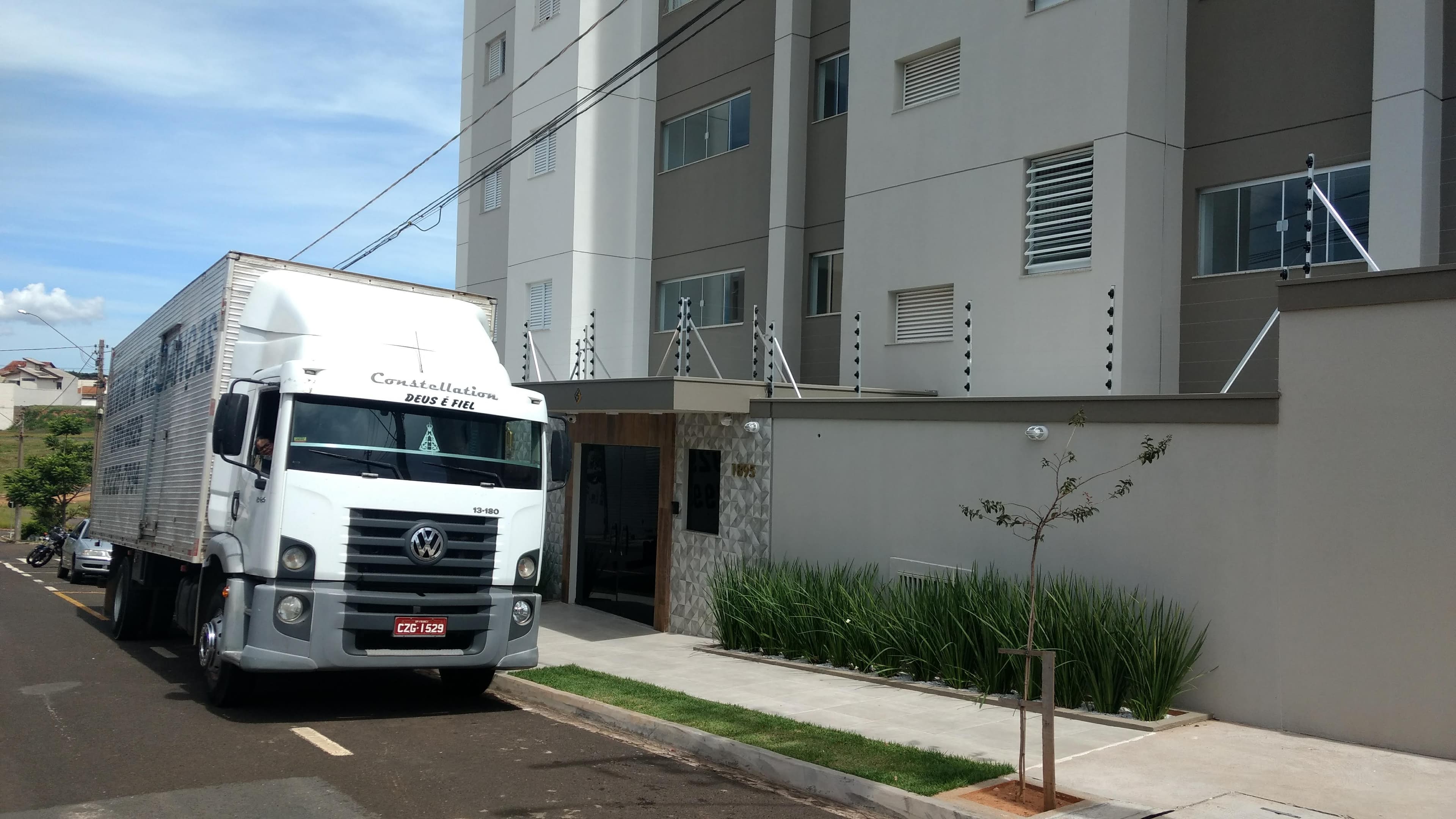 Equipe e operações Oliveira Mudanças